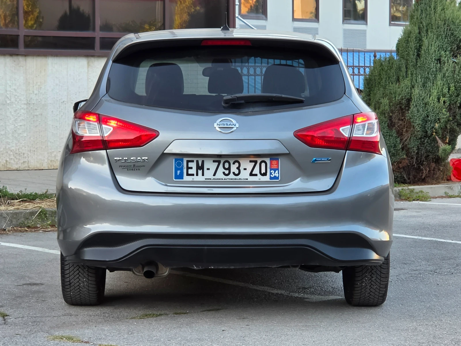 Nissan Pulsar 1.5dCi * EURO 6 * НАВИ * КАМЕРА * , снимка 3 - Автомобили и джипове - 56019657