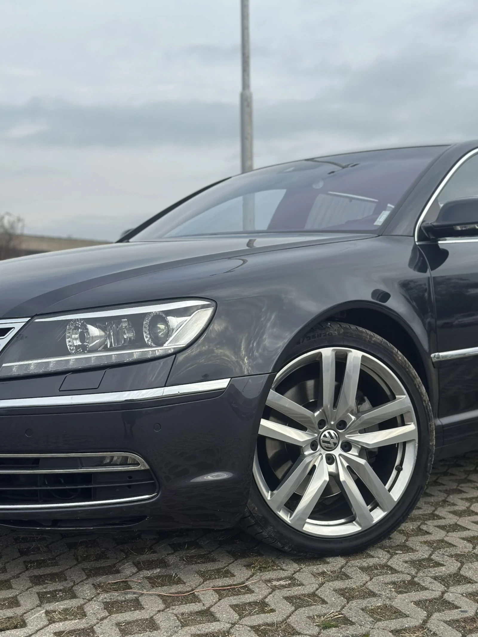 VW Phaeton Уникален, снимка 8 - Автомобили и джипове - 56056603