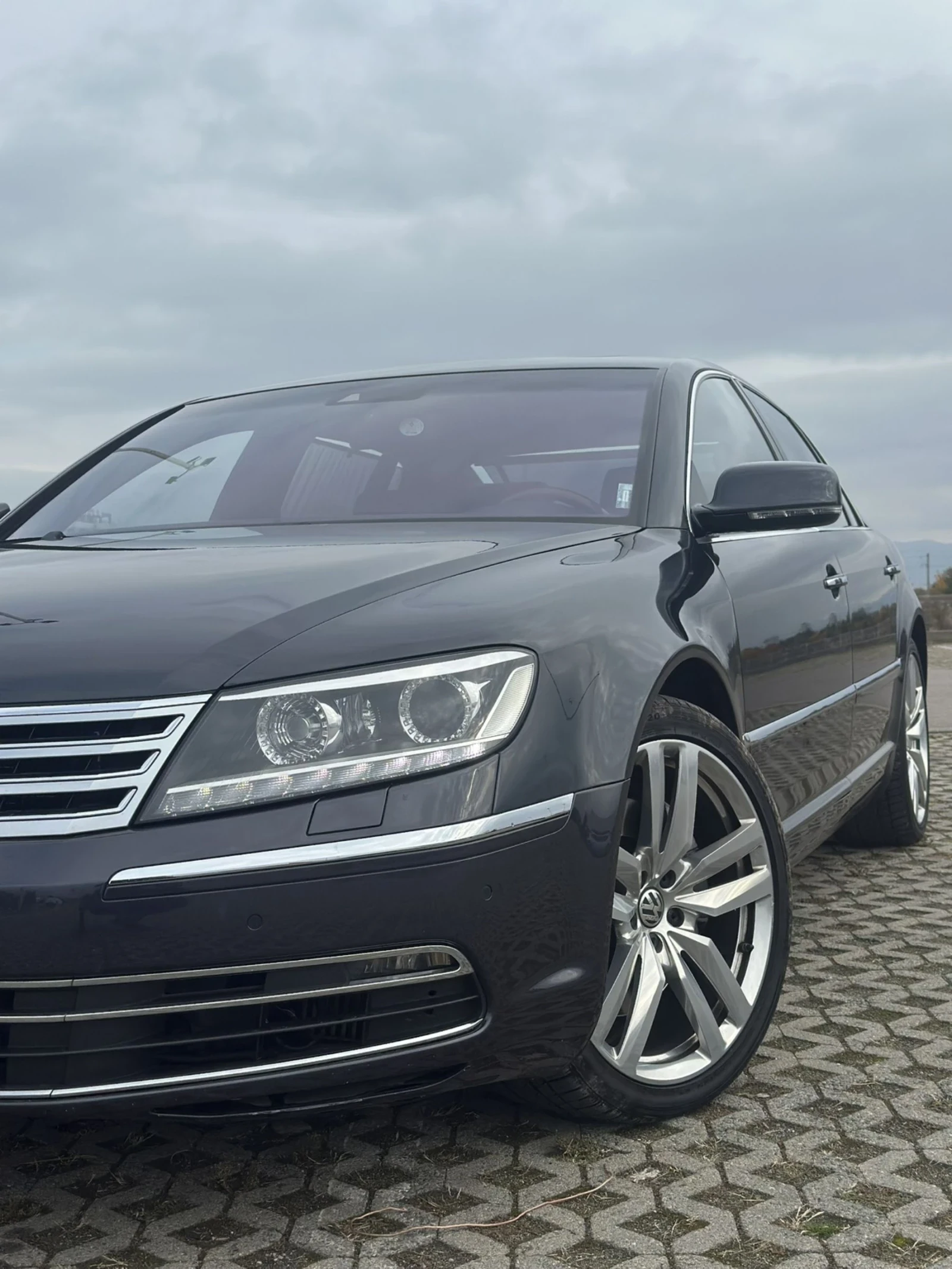 VW Phaeton Уникален, снимка 9 - Автомобили и джипове - 56056603