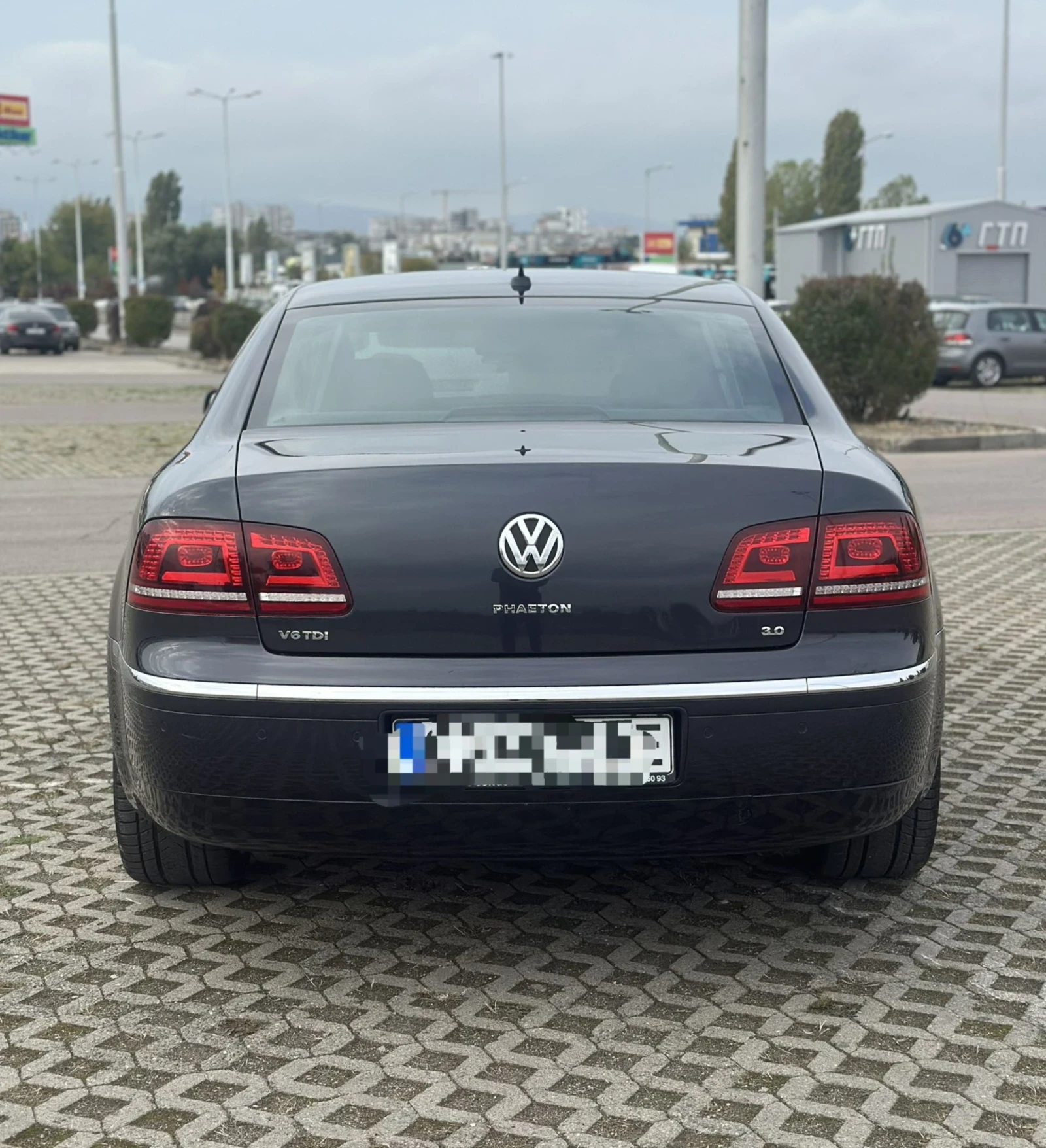 VW Phaeton Уникален, снимка 5 - Автомобили и джипове - 56056603
