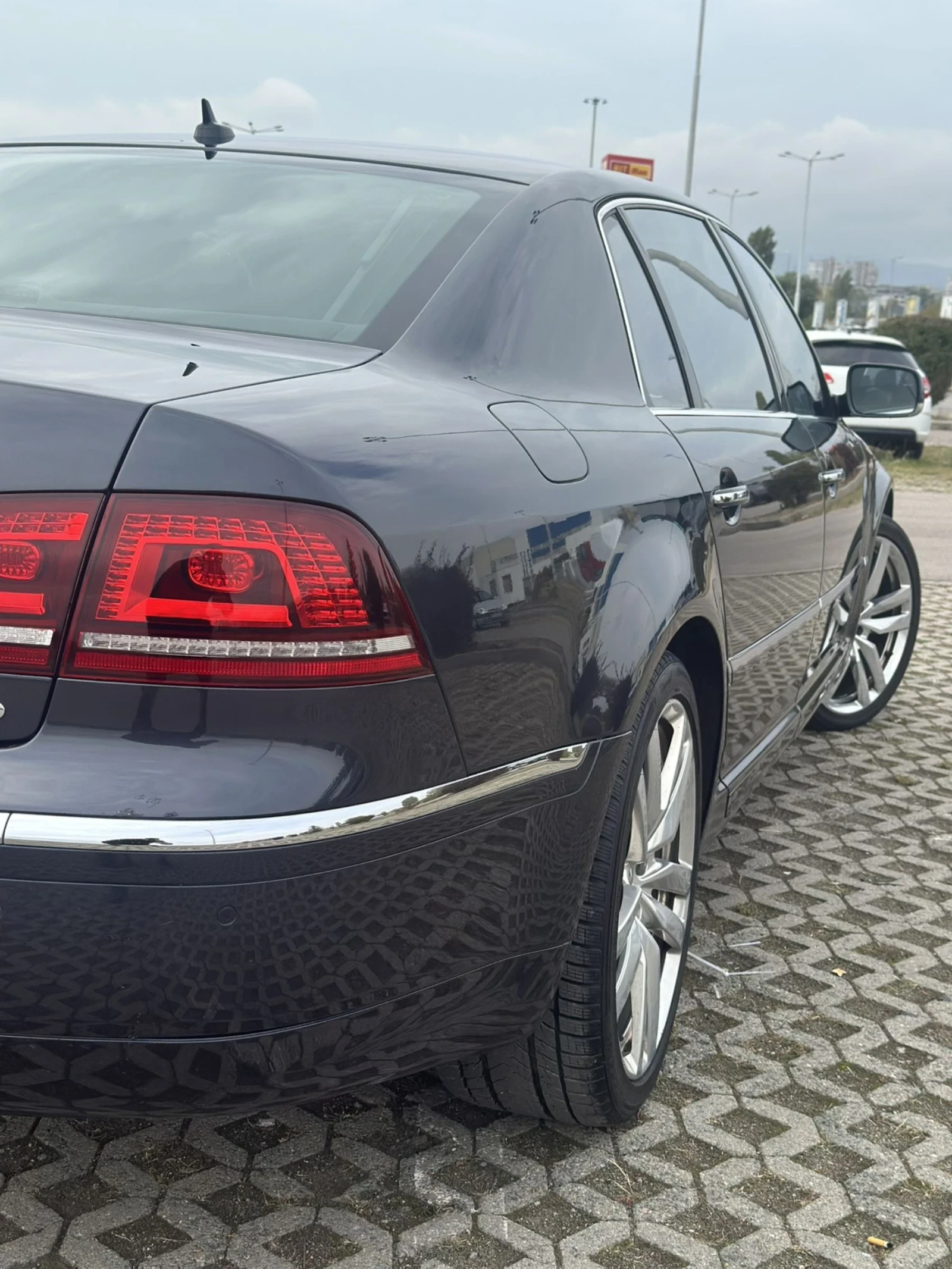 VW Phaeton Уникален, снимка 10 - Автомобили и джипове - 56056603
