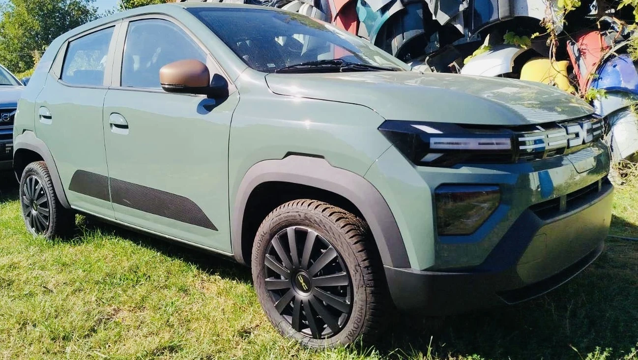 Dacia Spring Extreme 65, снимка 3 - Автомобили и джипове - 56389145