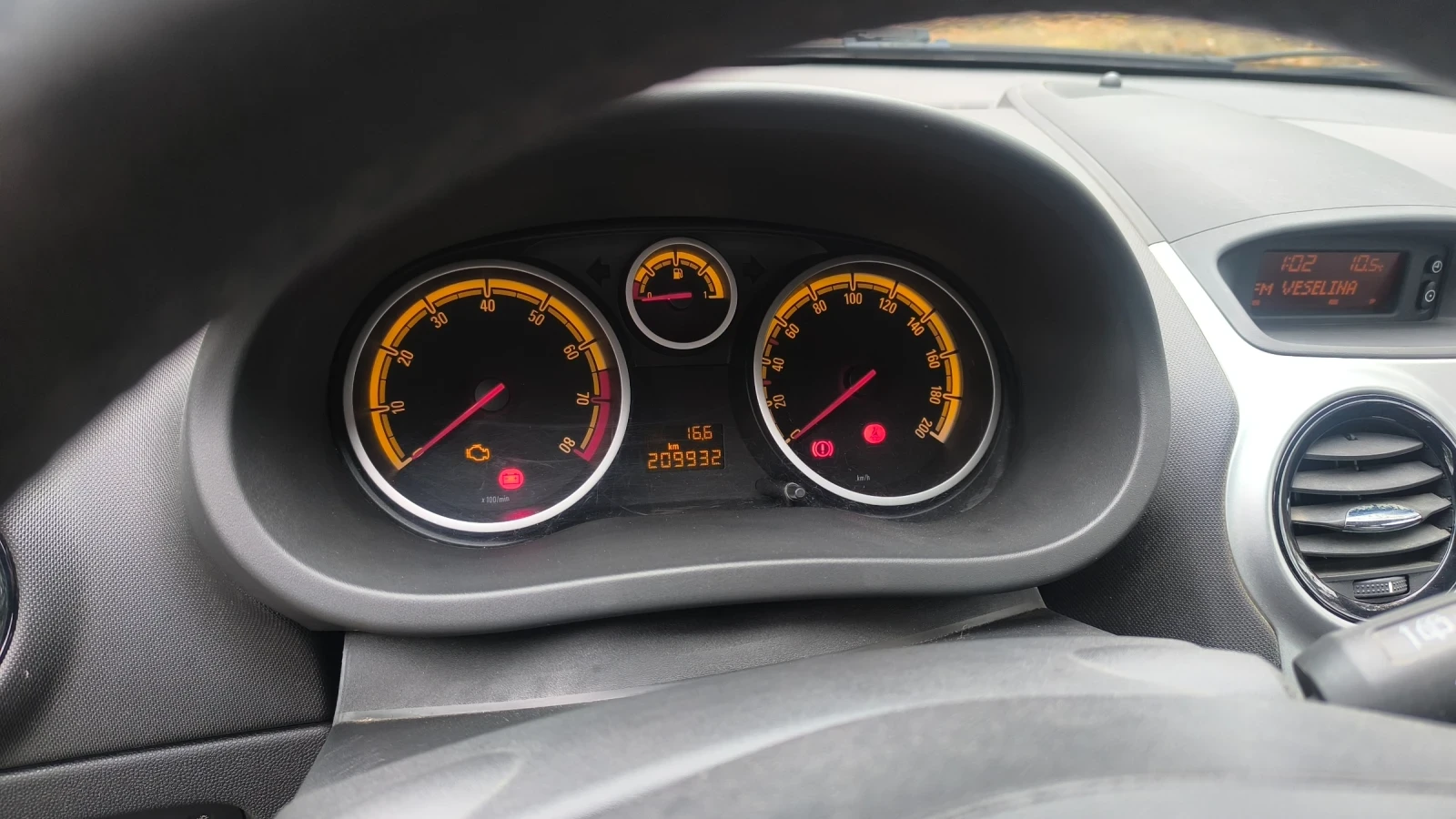 Opel Corsa, снимка 10 - Автомобили и джипове - 56700557