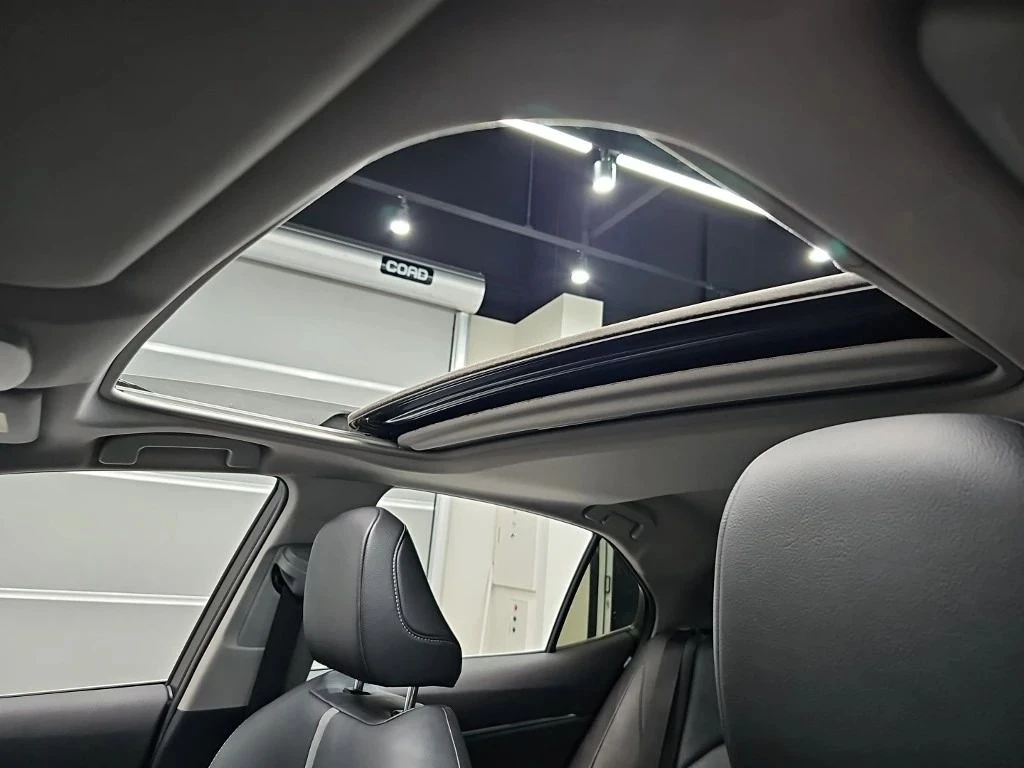 Toyota Camry, снимка 16 - Автомобили и джипове - 56734363