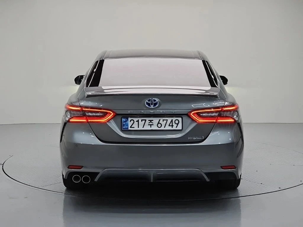 Toyota Camry, снимка 4 - Автомобили и джипове - 56734363