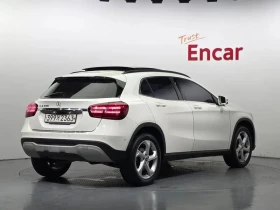 Mercedes-Benz GLA 220, снимка 2