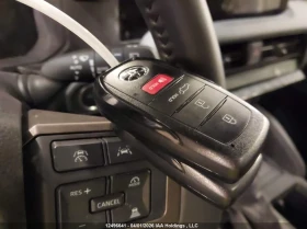 Toyota Land cruiser HYBRID | ПАНОРАМА | KEYLESS | ЗАДНА КАМЕРА |  - 33000 € / 64542.39 лв. - 80411558 9