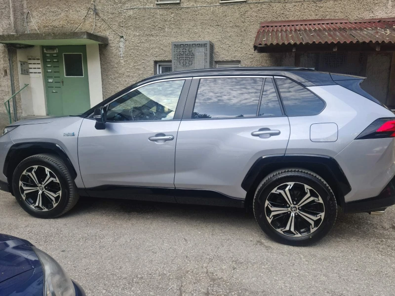 Toyota Rav4 2.5 4х4 Plug-In , снимка 8 - Автомобили и джипове - 46981152