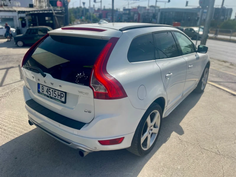 Volvo XC60 2.0D* D3* LED, снимка 5 - Автомобили и джипове - 47062061