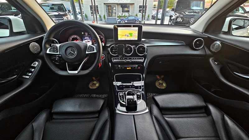 Mercedes-Benz GLC 220 AMG/9G/GERMANY/CAMERA/FULL LED/AUTO H/F1/LIZING, снимка 9 - Автомобили и джипове - 47687796