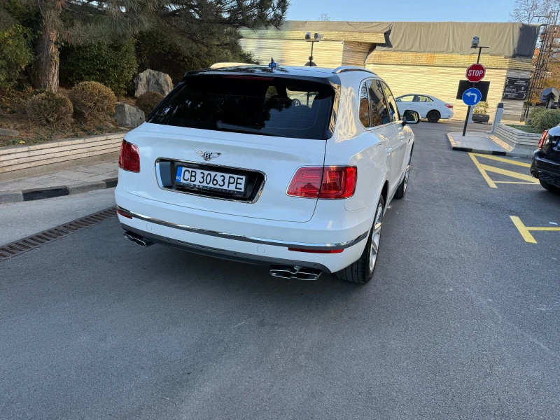 Bentley Bentayga Готов лизинг ! ! ! Първоначална Вноска, снимка 6 - Автомобили и джипове - 47949087