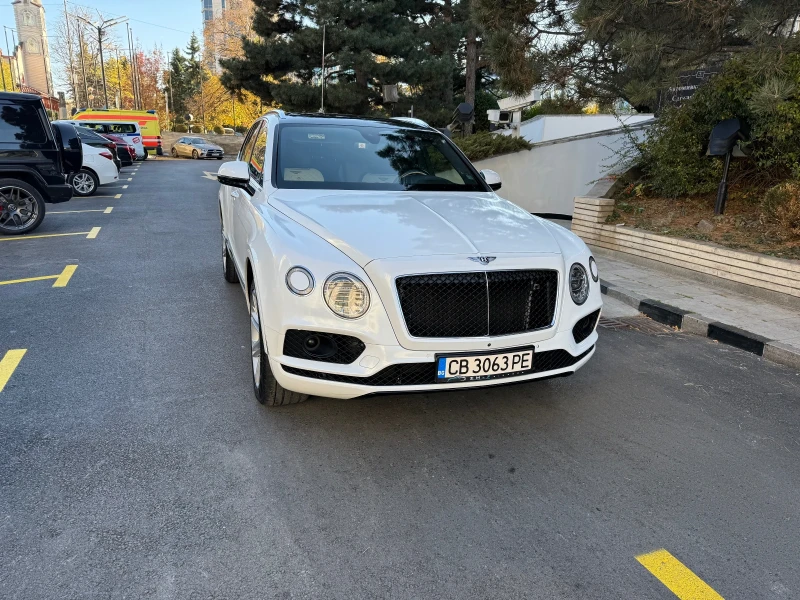 Bentley Bentayga Готов лизинг ! ! ! Първоначална Вноска, снимка 4 - Автомобили и джипове - 47949087