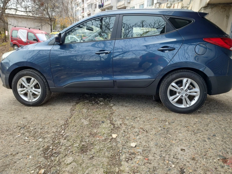 Hyundai IX35 2.0d 136hp, снимка 5 - Автомобили и джипове - 48271225