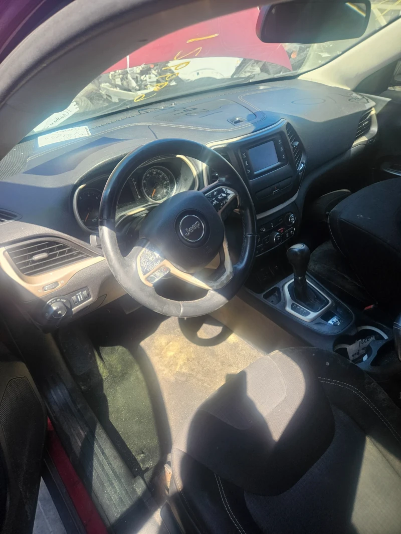 Jeep Cherokee 2.4L, снимка 6 - Автомобили и джипове - 50065029