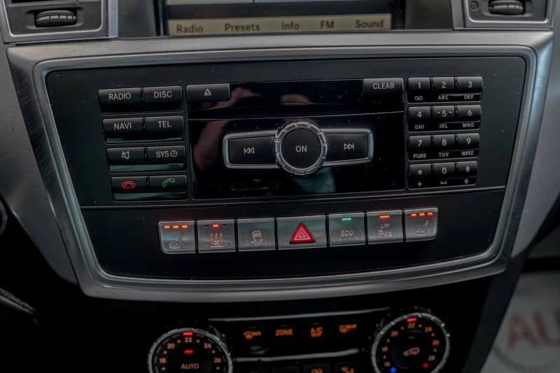 Mercedes-Benz ML 350 CDI BLUETEC/AirMatic/Подргев/Печка/PDC/Sport, снимка 10 - Автомобили и джипове - 52798521