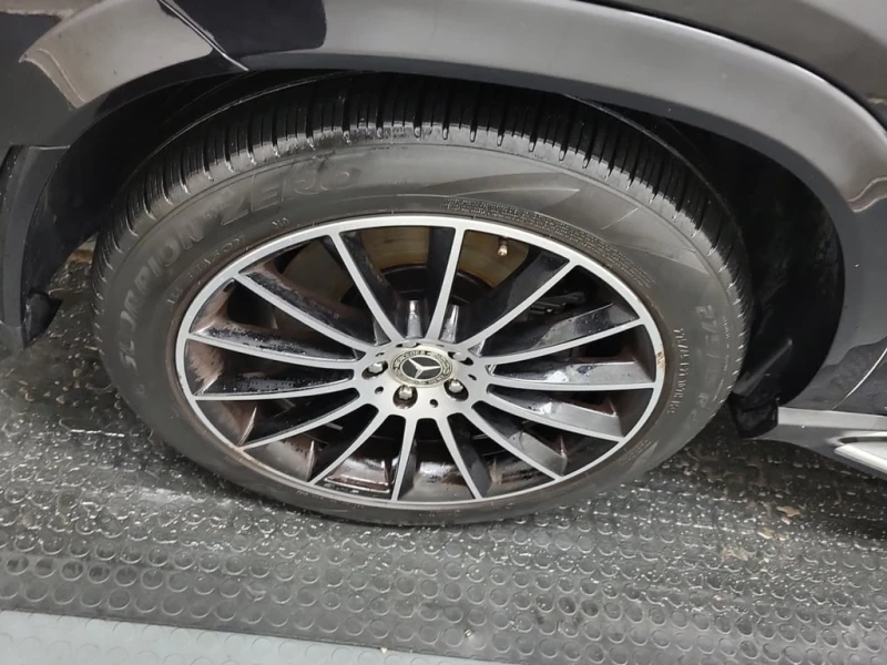 Mercedes-Benz GLE * 450 * CARFAX * БЕЗ ПЪРВОНАЧАЛНА ВНОСКА, снимка 15 - Автомобили и джипове - 52921558