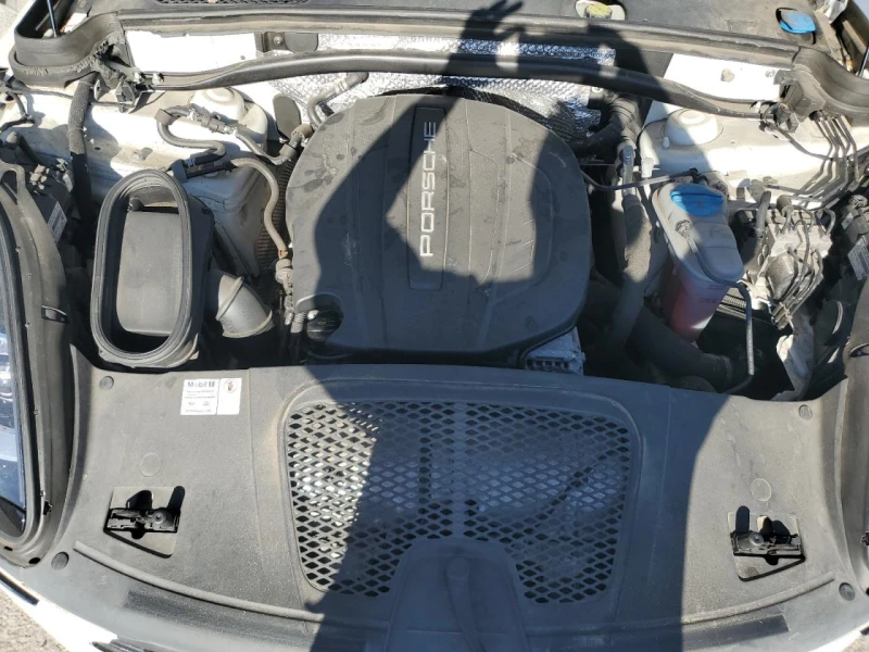 Porsche Macan РЕАЛНИ КМ ! ПЕРФЕКТНА, снимка 12 - Автомобили и джипове - 53135608