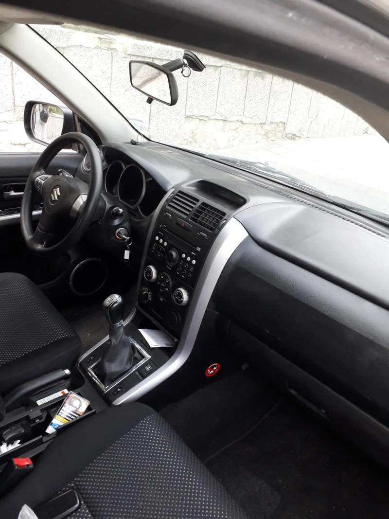 Suzuki Grand vitara 2.0-140ps, снимка 7 - Автомобили и джипове - 30849635