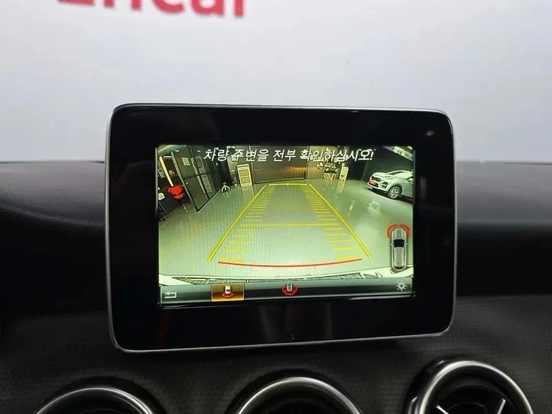 Mercedes-Benz GLA 220, снимка 15 - Автомобили и джипове - 56736984