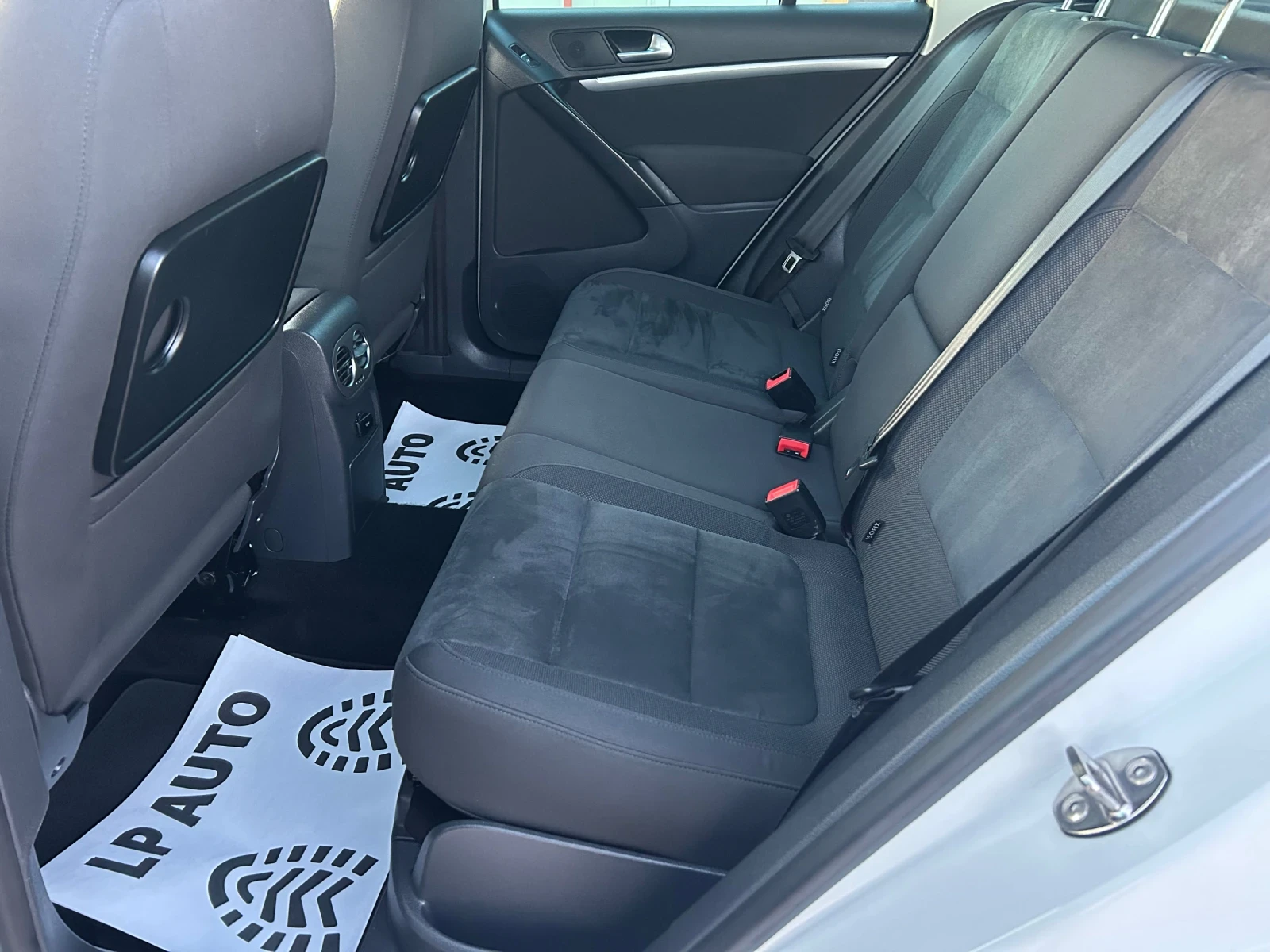 VW Tiguan 2.0tdi* 140k.c* 4x4* Navi* TOP - изображение 7
