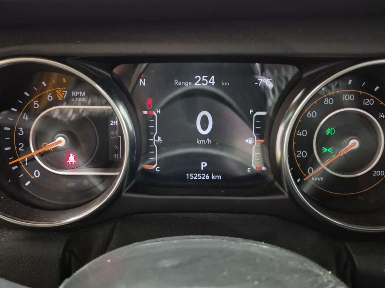 Jeep Gladiator OVERLAND CREW CAB SHORT BED | 2 KEYS | CARFAX, снимка 9 - Автомобили и джипове - 53796802