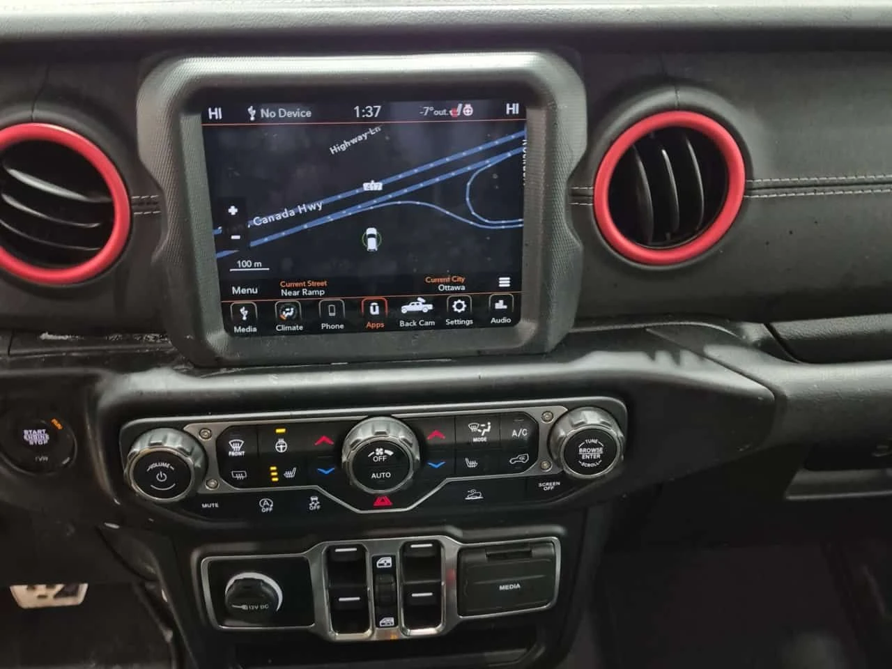 Jeep Gladiator OVERLAND CREW CAB SHORT BED | 2 KEYS | CARFAX, снимка 11 - Автомобили и джипове - 53796802