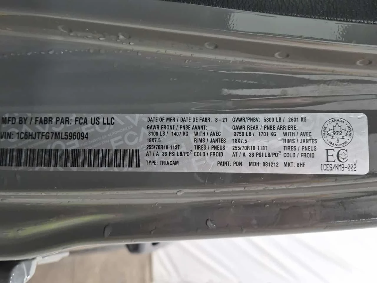 Jeep Gladiator OVERLAND CREW CAB SHORT BED | 2 KEYS | CARFAX, снимка 15 - Автомобили и джипове - 53796802