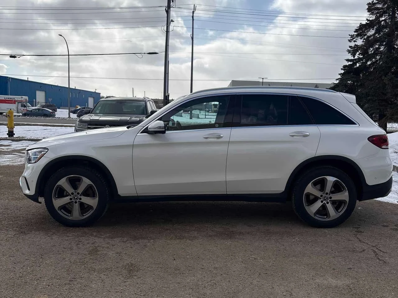 Mercedes-Benz GLC 300 PANORAMA| ПАМЕТ| 360 КАМЕРИ| CARFAX| , снимка 3 - Автомобили и джипове - 54066788