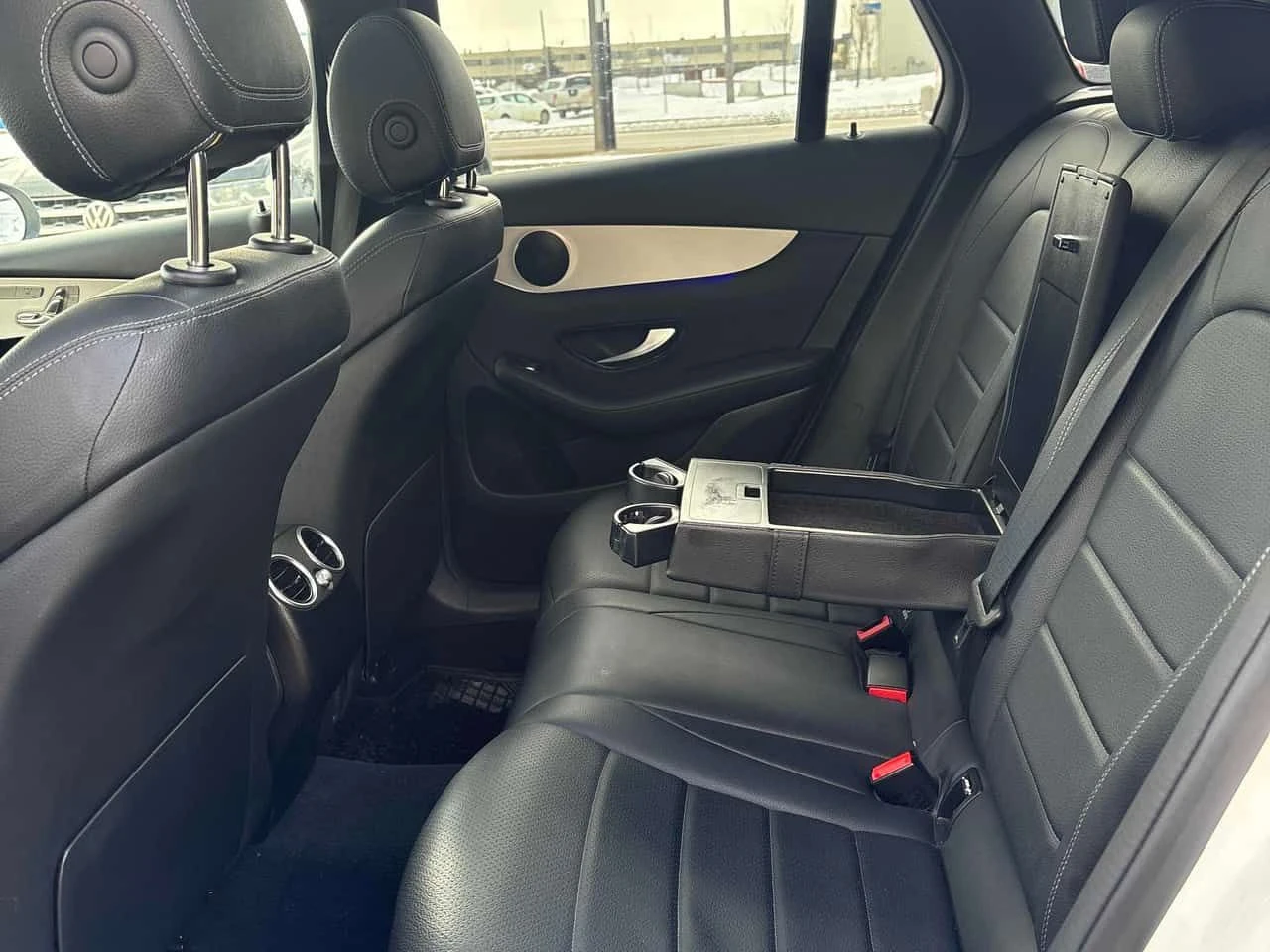 Mercedes-Benz GLC 300 PANORAMA| ПАМЕТ| 360 КАМЕРИ| CARFAX| , снимка 13 - Автомобили и джипове - 54066788