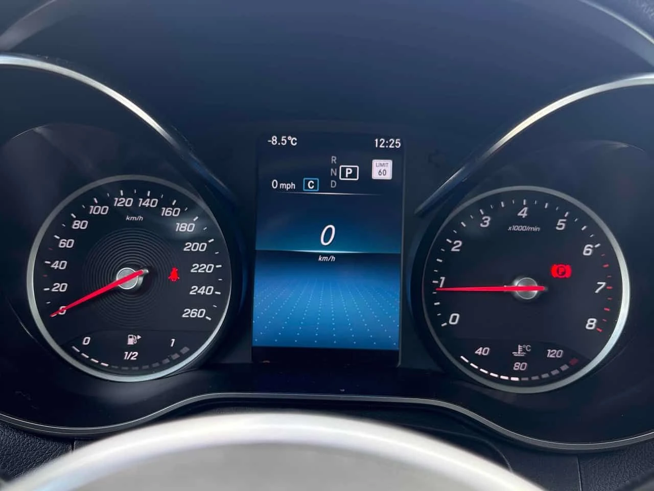 Mercedes-Benz GLC 300 PANORAMA| ПАМЕТ| 360 КАМЕРИ| CARFAX| , снимка 9 - Автомобили и джипове - 54066788