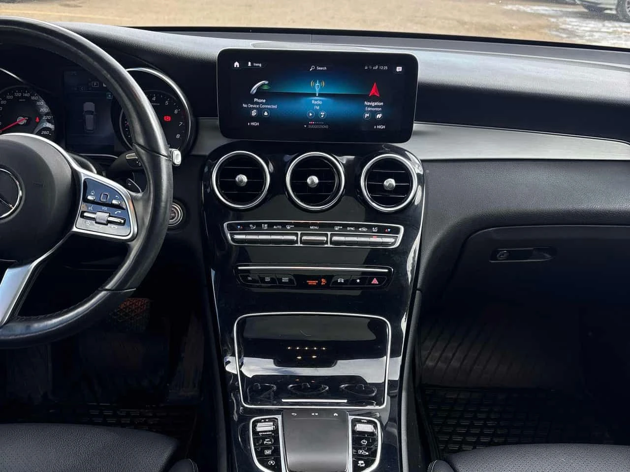 Mercedes-Benz GLC 300 PANORAMA| ПАМЕТ| 360 КАМЕРИ| CARFAX| , снимка 8 - Автомобили и джипове - 54066788