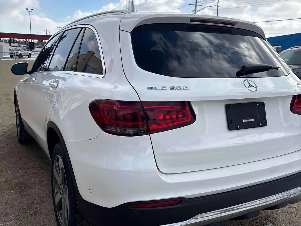 Mercedes-Benz GLC 300 PANORAMA| ПАМЕТ| 360 КАМЕРИ| CARFAX| , снимка 5 - Автомобили и джипове - 54066788