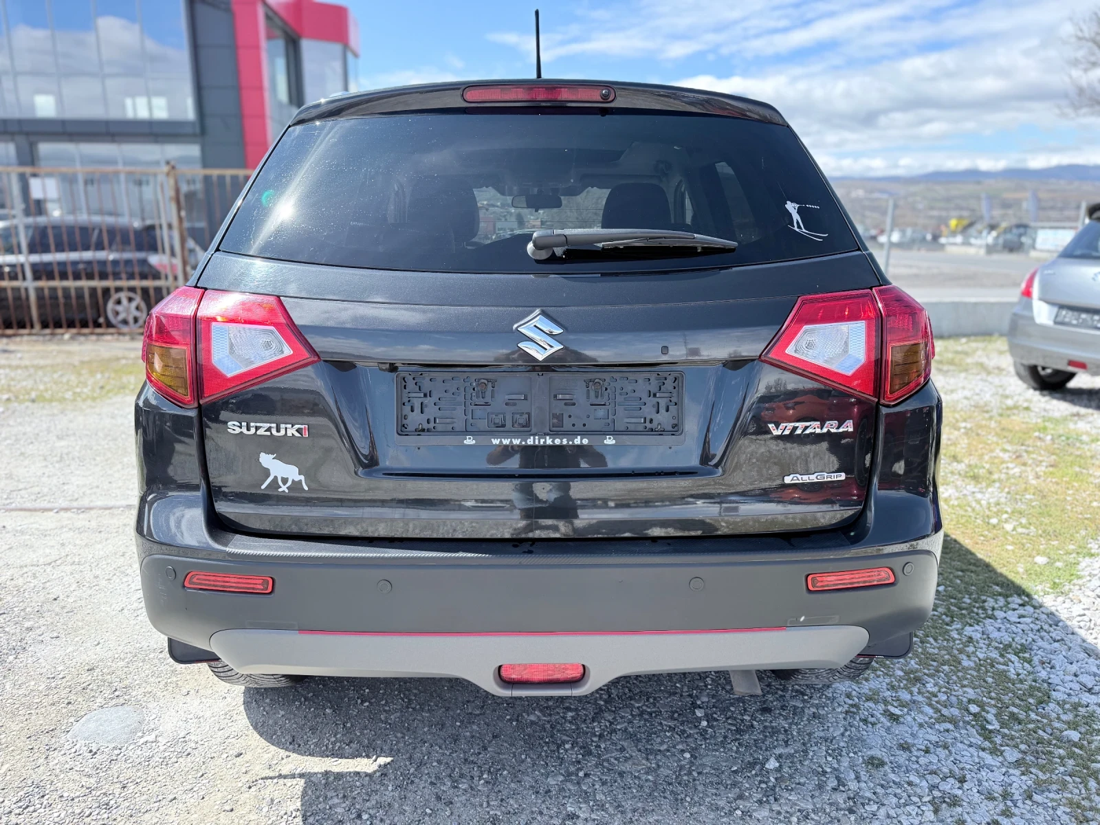 Suzuki Vitara Automatic 4x4, снимка 6 - Автомобили и джипове - 54077221