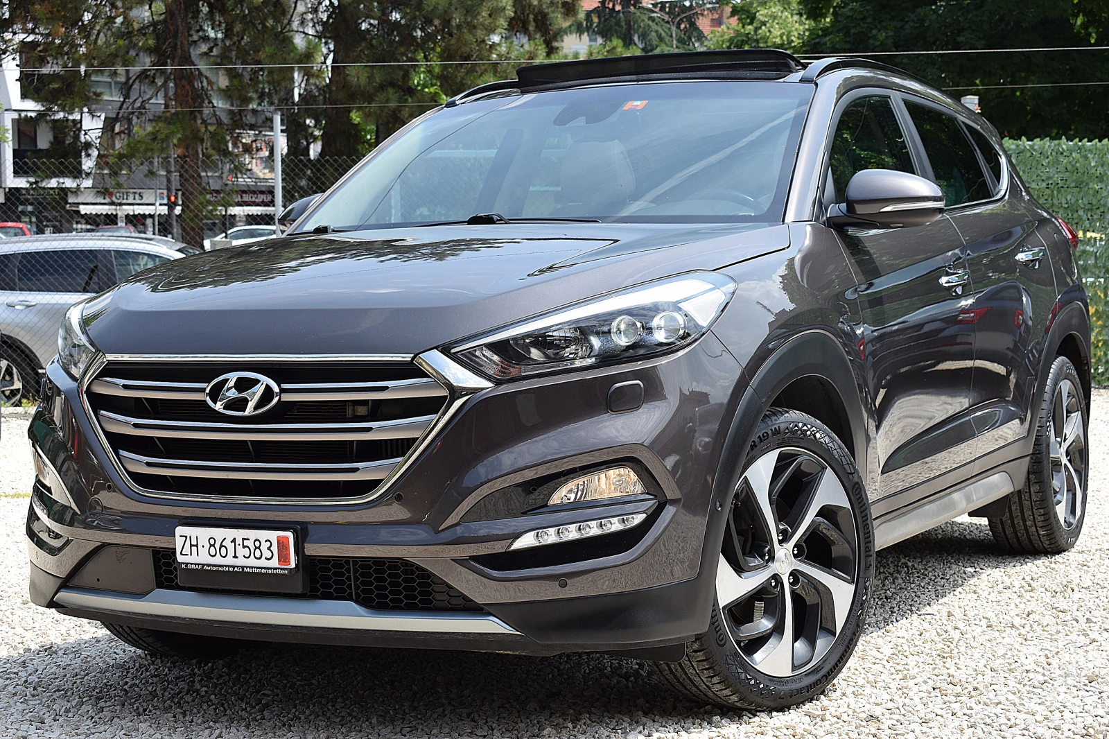 Hyundai Tucson 2.0ШВЕЙЦАРИЯ/VERTEX/4x4/АВТОМАТИК/ОБДУХВАНЕ/КАМЕРА