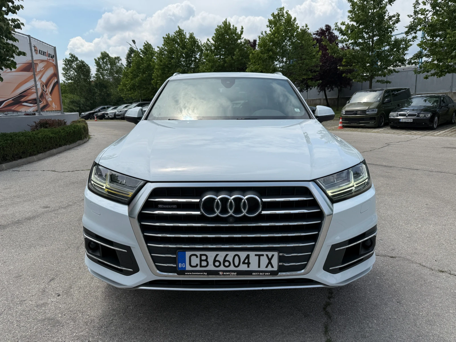 Audi Q7 реални км/внос от Америка, снимка 7 - Автомобили и джипове - 55021651