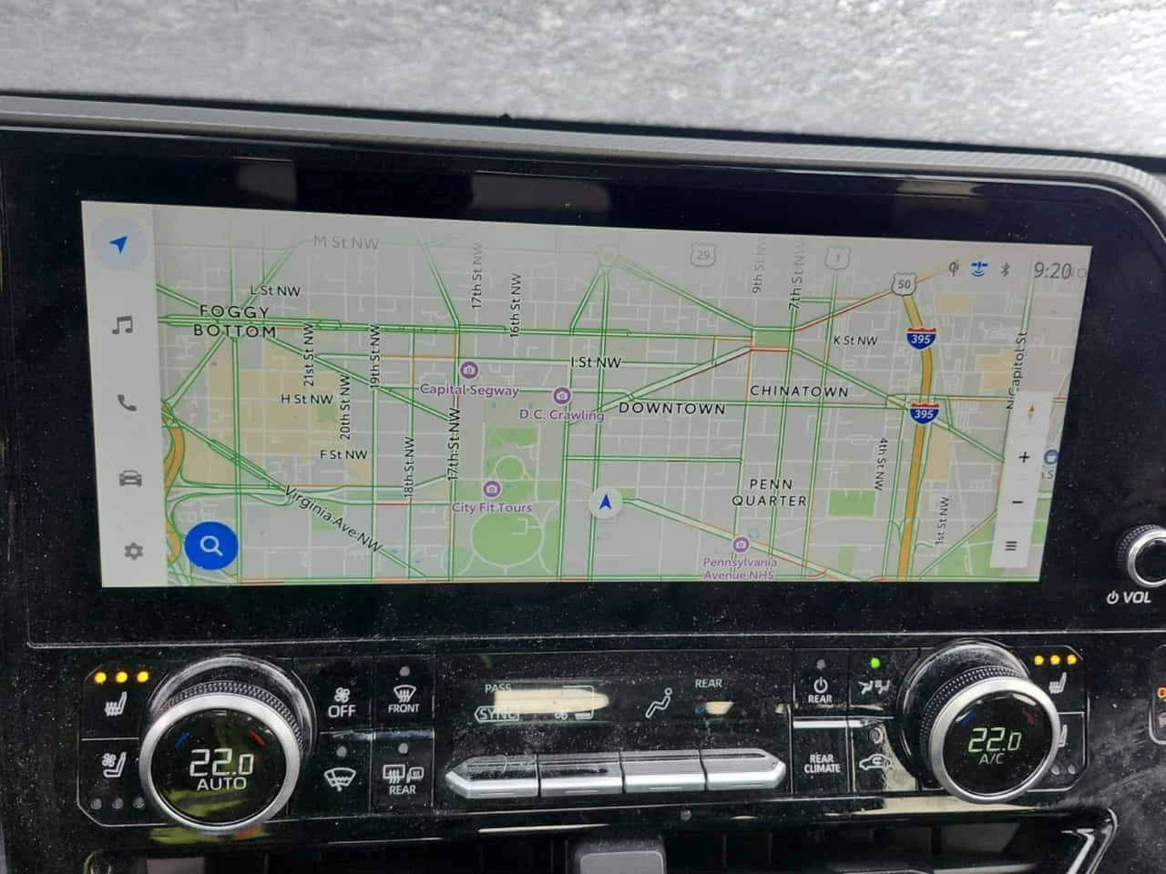 Toyota Highlander HYBRID LIMITED| HUD| ОБДУХВАНЕ| ПАНО| 360САМ| , снимка 11 - Автомобили и джипове - 55063131