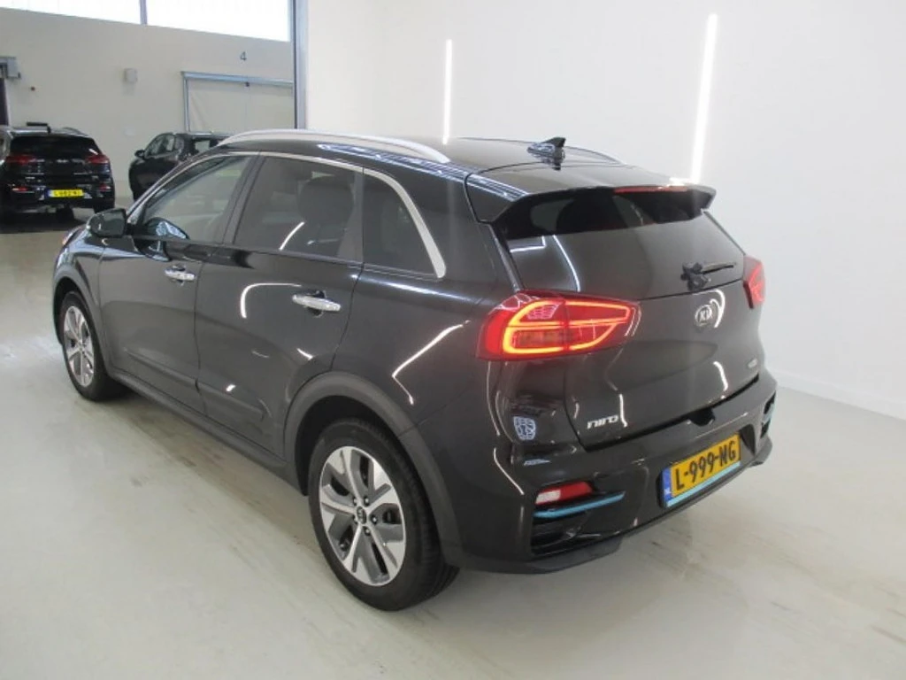 Kia Niro 39 kWh DynamicPlusLine, снимка 4 - Автомобили и джипове - 55188514