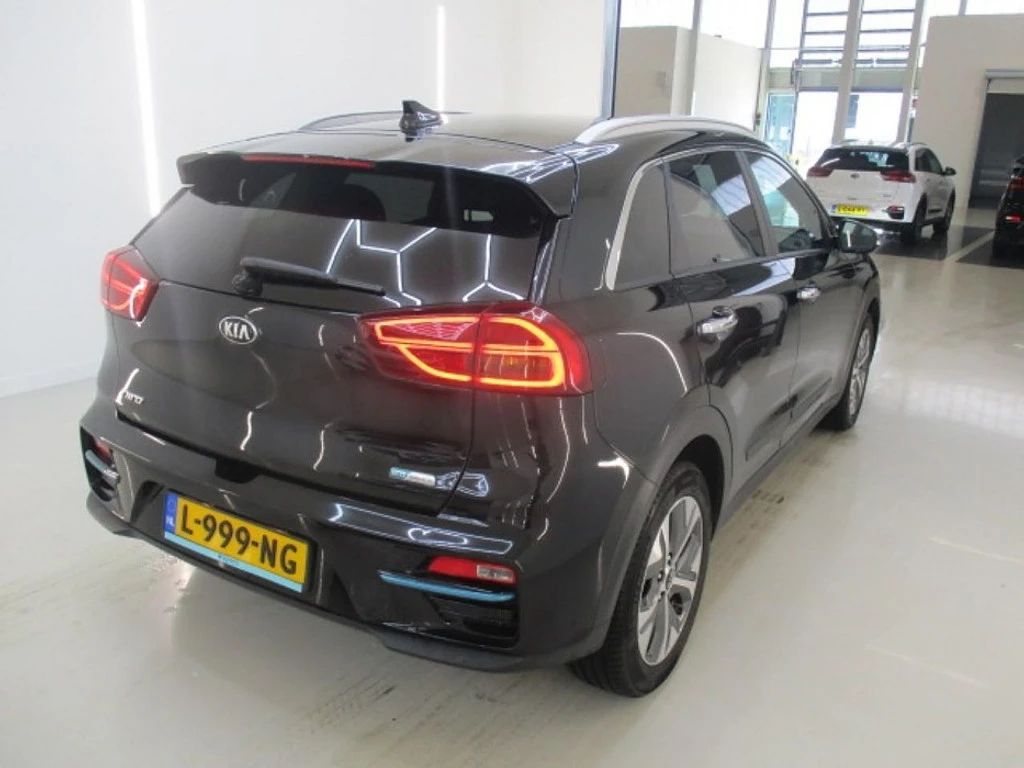 Kia Niro 39 kWh DynamicPlusLine, снимка 3 - Автомобили и джипове - 55188514