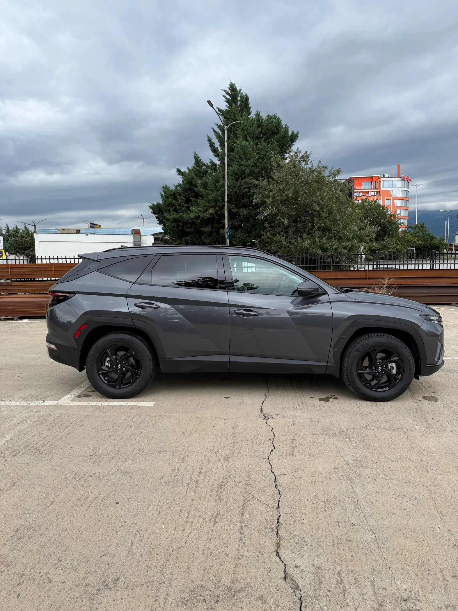 Hyundai Tucson 2.5 HTRAC, снимка 4 - Автомобили и джипове - 55406047