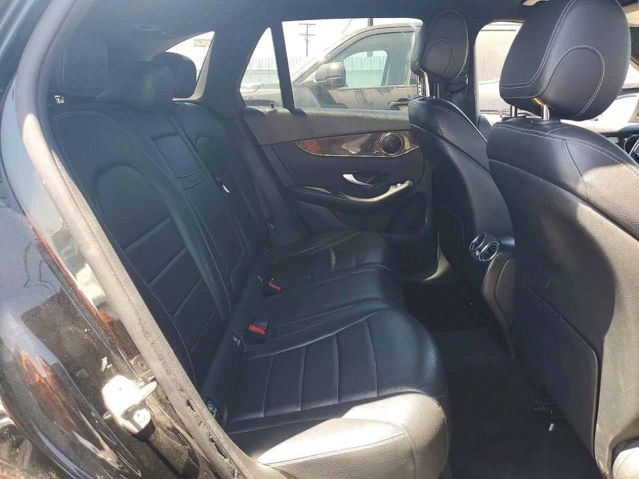 Mercedes-Benz GLC, снимка 3 - Автомобили и джипове - 55755563