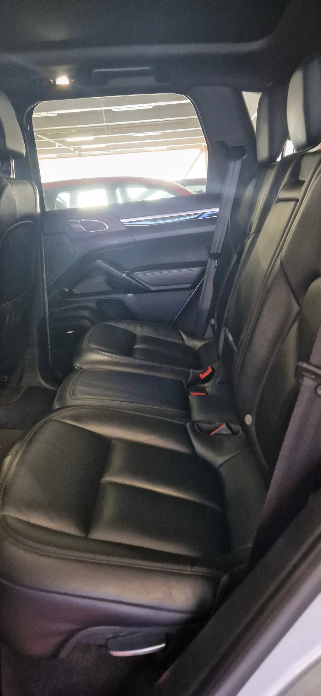 Porsche Cayenne 4.2 дизел, снимка 11 - Автомобили и джипове - 56505283