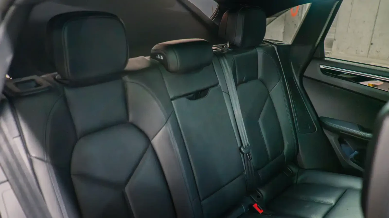 Porsche Macan S, снимка 16 - Автомобили и джипове - 56665731