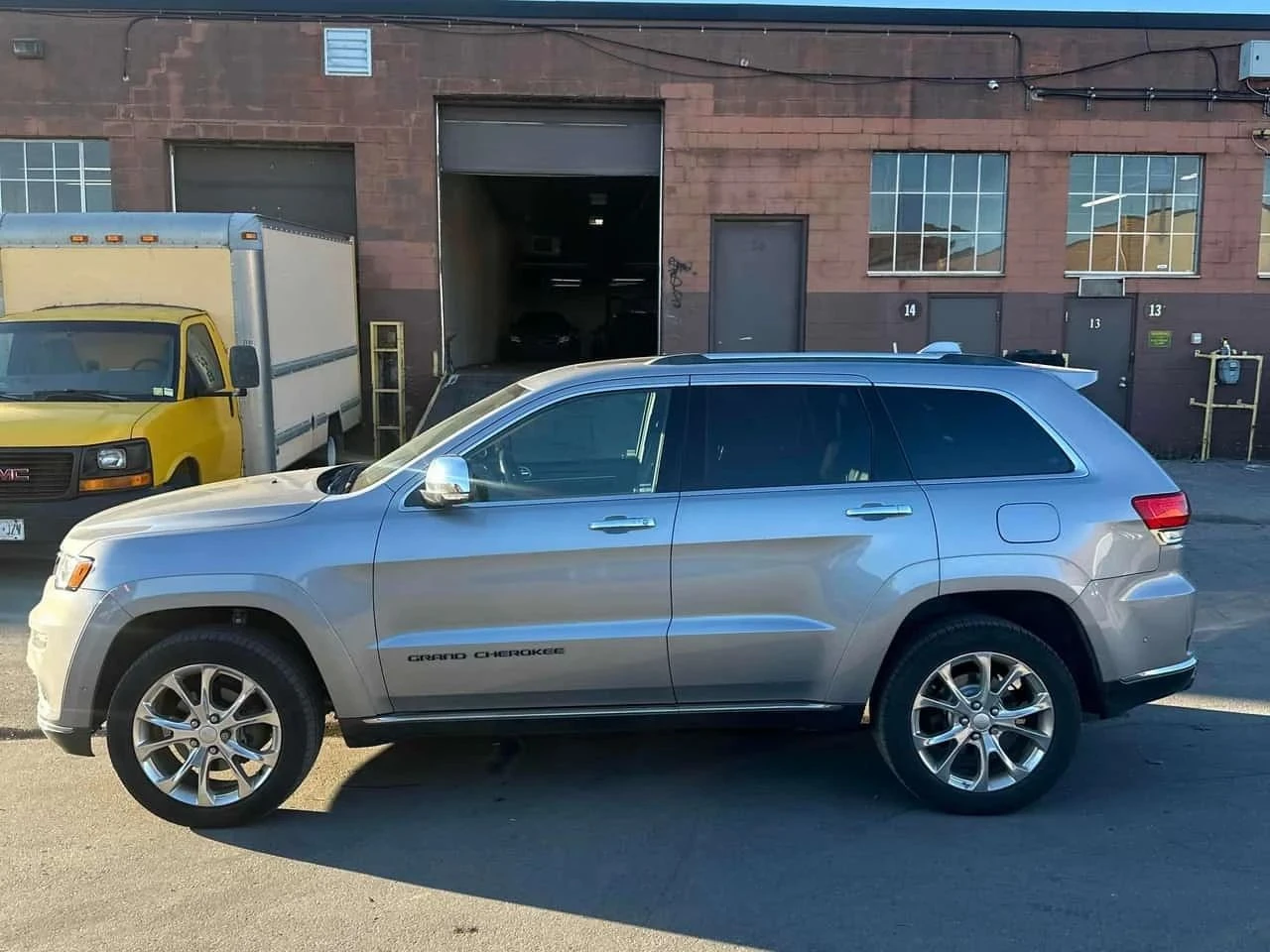 Jeep Grand cherokee, снимка 2 - Автомобили и джипове - 56732256