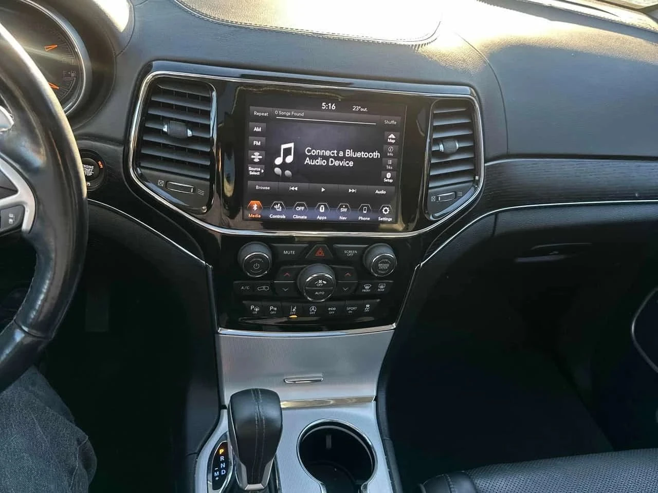 Jeep Grand cherokee, снимка 9 - Автомобили и джипове - 56732256