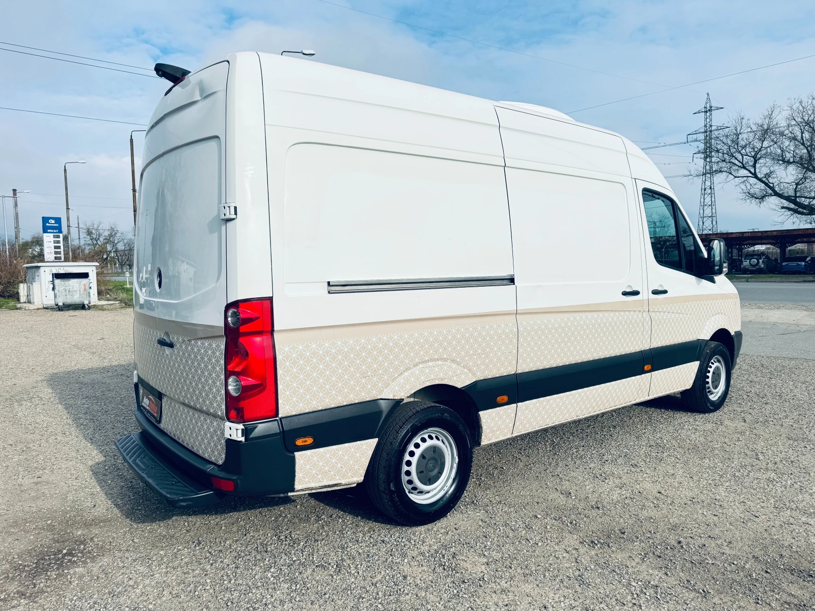 VW Crafter ХЛАДИЛЕН Нов внос Швейцария ТОП СЪСТОЯНИЕ  - изображение 8