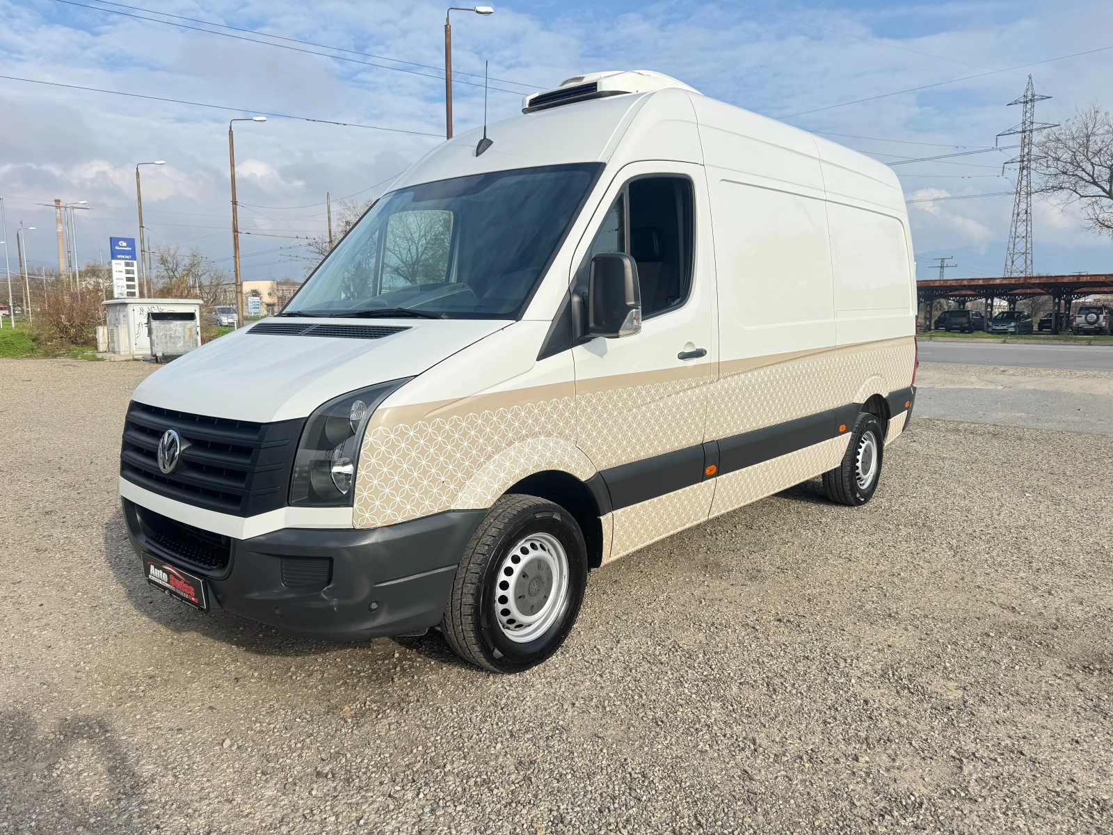 VW Crafter ХЛАДИЛЕН Нов внос Швейцария ТОП СЪСТОЯНИЕ  - изображение 3