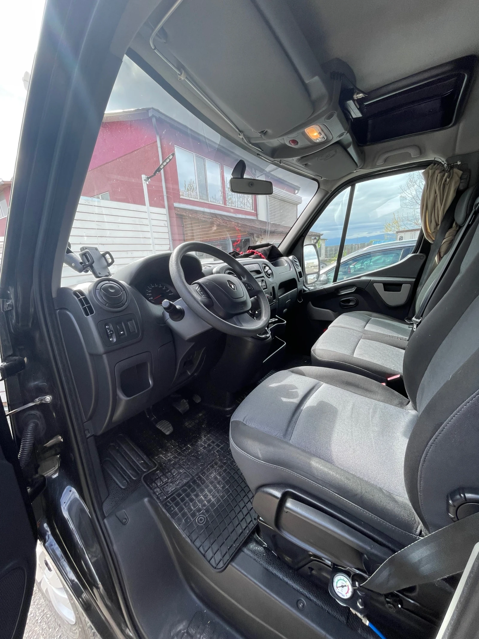 Renault Master 10 палета, падащ борд, снимка 5 - Бусове и автобуси - 56327203