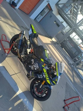 Yamaha YZF-R1, снимка 4
