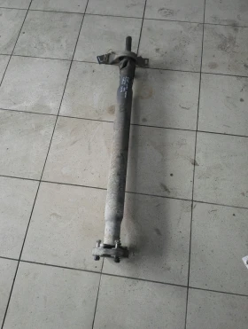 кардан заден Мерцедес Е200 компресор