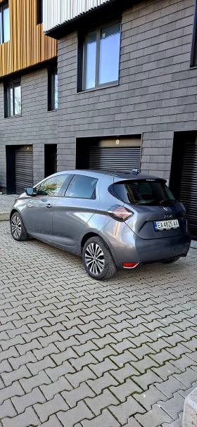 Renault Zoe E-Tech Iconic 52kWh CCS, снимка 3